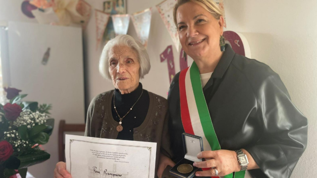 Cagliari festeggia i 100 anni di Rosa Gramignano