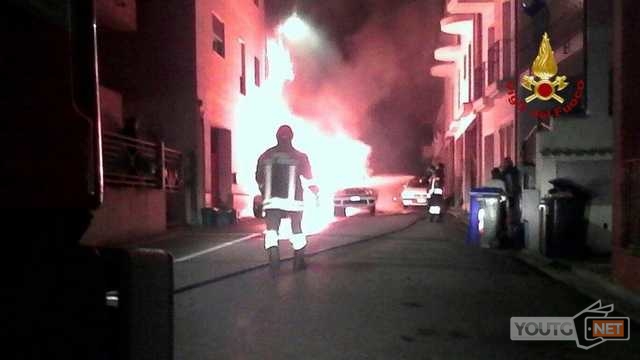 Auto A Fuoco Cagliari 5 Gennaio 2018 1
