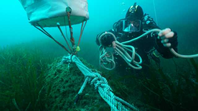 Recupero Bomba Marina Militare Porto Corallo