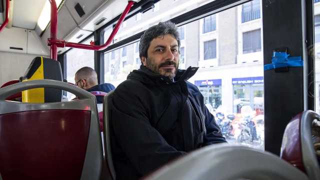 Roberto Fico Autobus