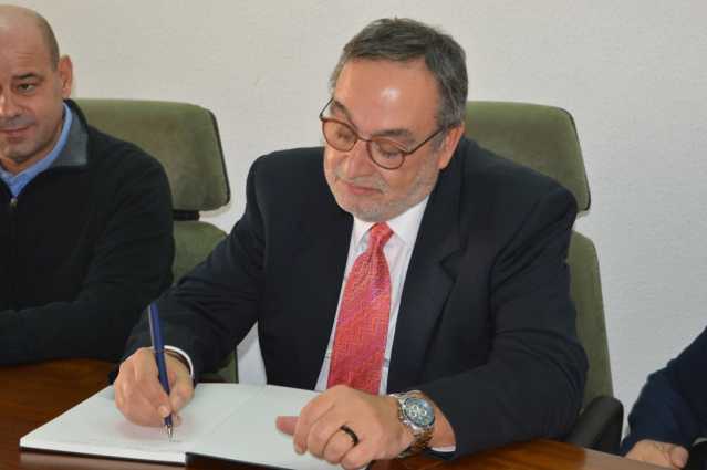 Stefano Delunas Firma