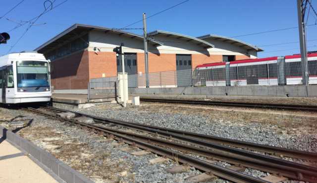Metro Leggera Cagliari Vagoni Fermi 2