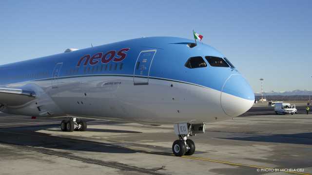 Neos Air