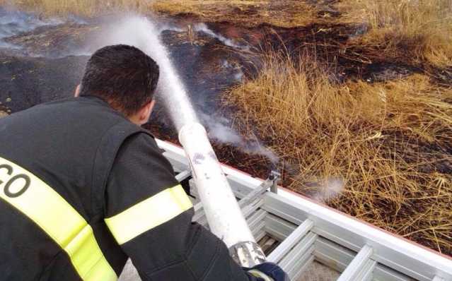 Vigili Del Fuoco Molentargius Terra Dei Fuochi 2 TAGLIATA
