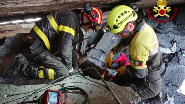 Vigili Del Fuoco Ponte Morandi