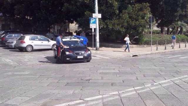Carabinieri Arresto Algerini Piazza Amendola