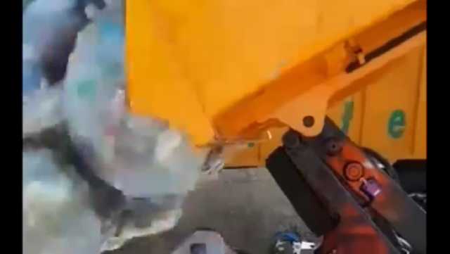 Rifiuti Poetto Video Pili