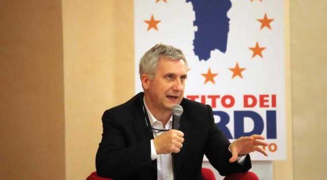 Paolo Maninchedda Sfondo Bandiera