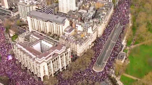 Folla Londra