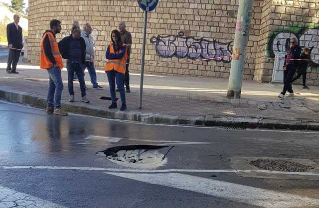 CROLLO VIALE MERELLO