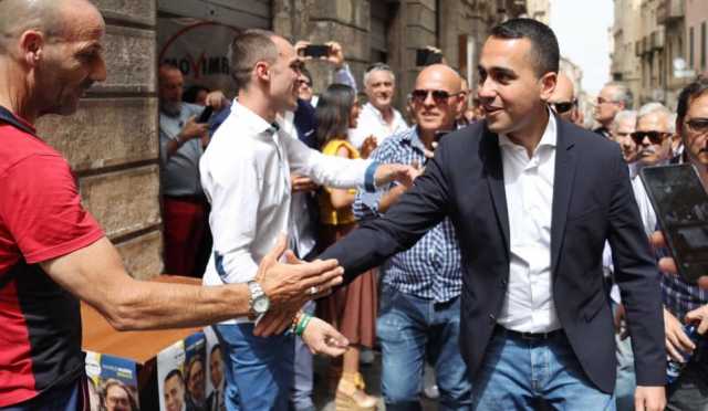 Di Maio Stretta Di Mano