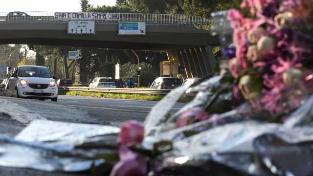 Fiori Corso Francia Incidente Gaia E Camilla Imagoeconomica