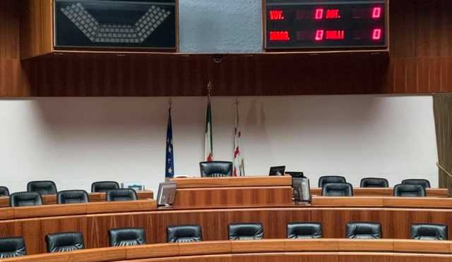 Consiglio Regionale Vuoto