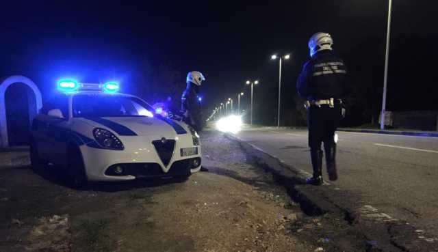 Posto Di Blocco Polizia Municipale Ss