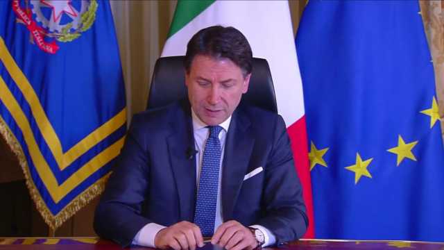 Conte: “Serradas totus sas atividades cummertziales francu alimentares e apotecarias”