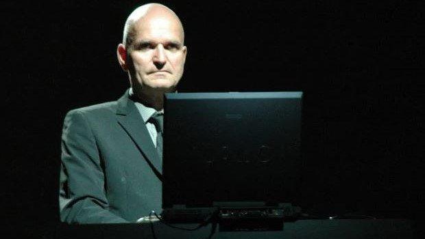 2 Florian Schneider