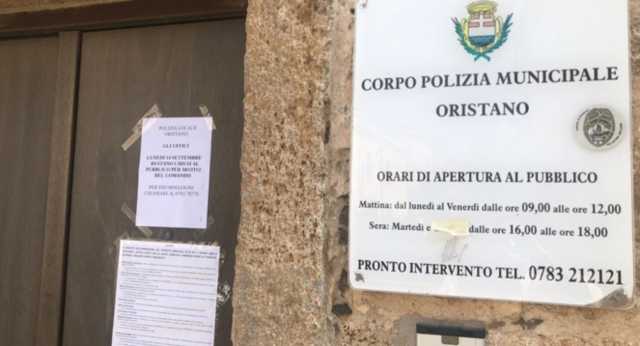 Il Comando Chiuso Della Polizia Locale