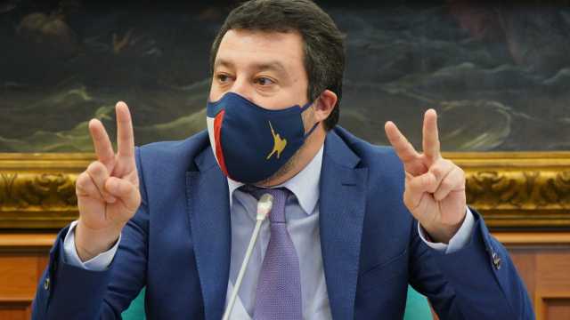Salvini Aperture