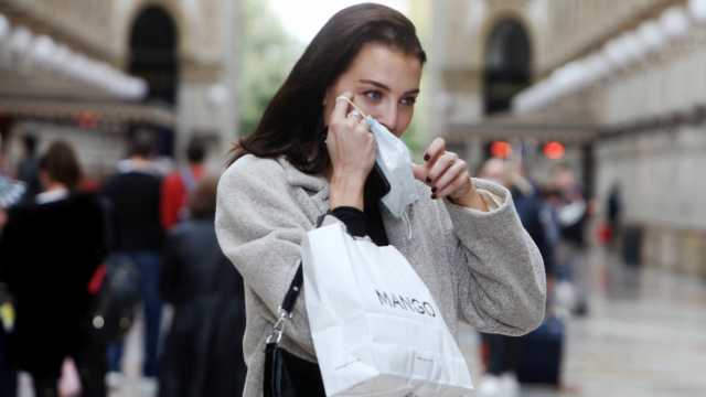 Ragazza Mascherina