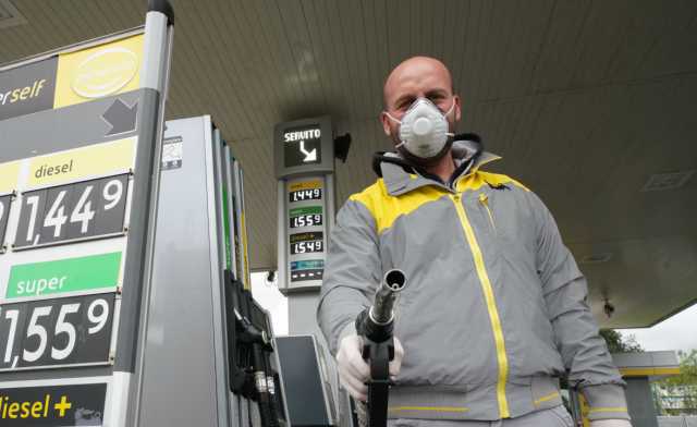 Benzina Rincari