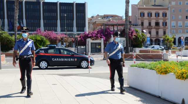 Carabinieri Via Roma Lato Porto