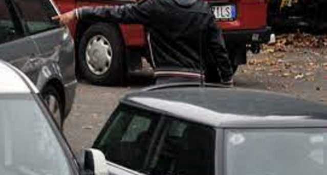 Parcheggiaotii Abusivi