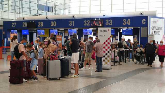 Volotea Elmas