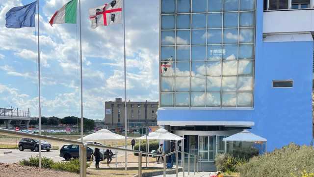 Contagi al Policlinico