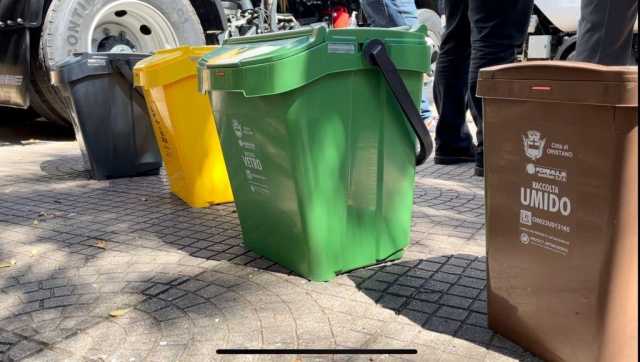 Mastelli della differenziata a Sassari 