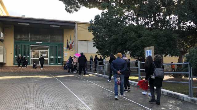 Tutti in fila