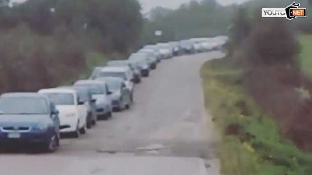 Le auto in coda