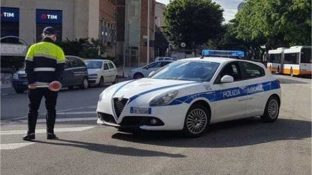 Controlli della Munuicipale a Cagliari 