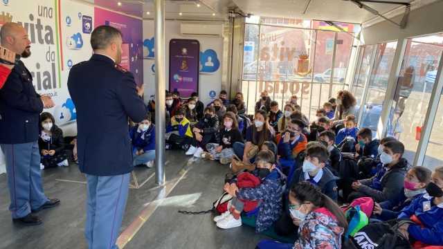 Polizia sicurezza social piazza dei centomila Cagliari