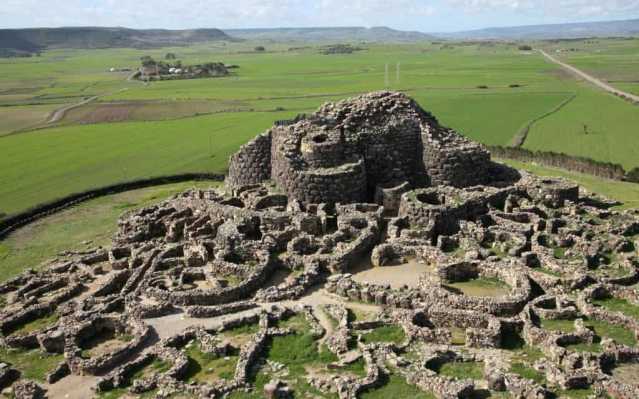 Il nuraghe di Barumini 