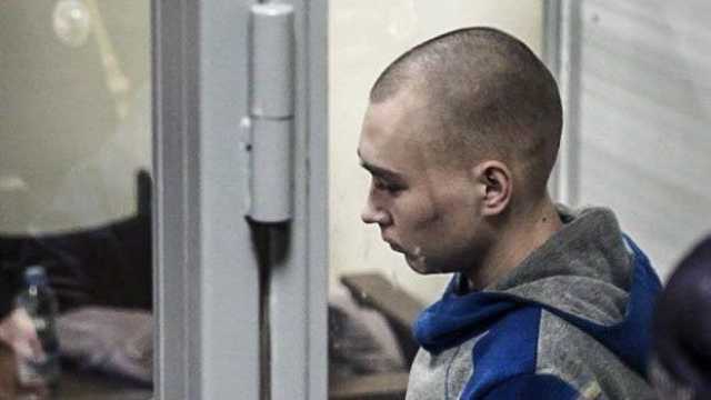 Ucraina, soldato russo condannato all'ergastolo per crimini di guerra 
