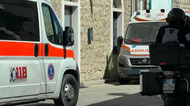 Ambulanze senza carburante