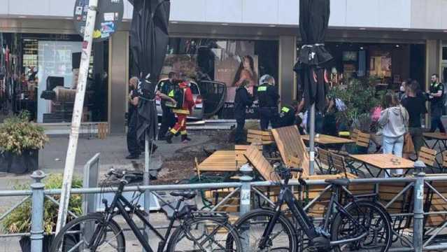 Auto sulla folla a Berlino