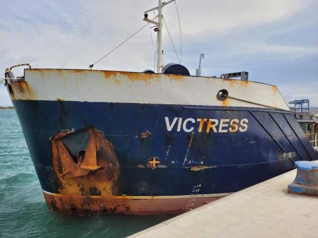 Nave sequestrata in porto a Cagliari 