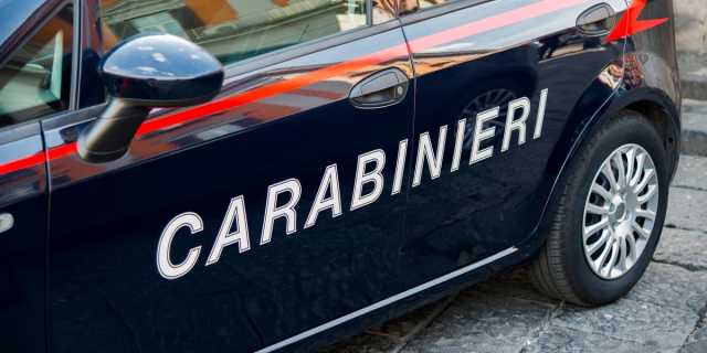 I carabinieri arrestano un poliziotto