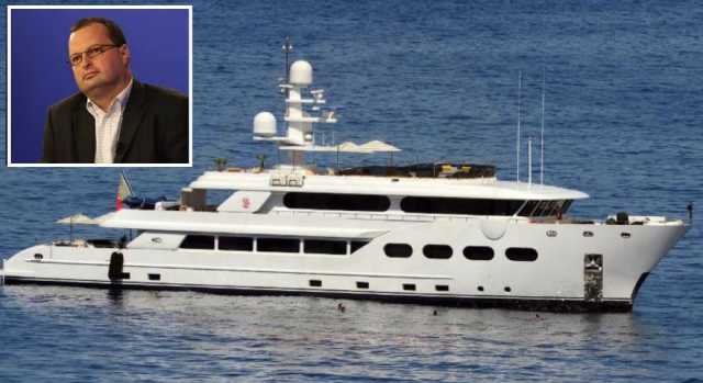 Cagliari, al Poetto lo Yacht di Radovan Vitek: il miliardario immobiliarista ceco