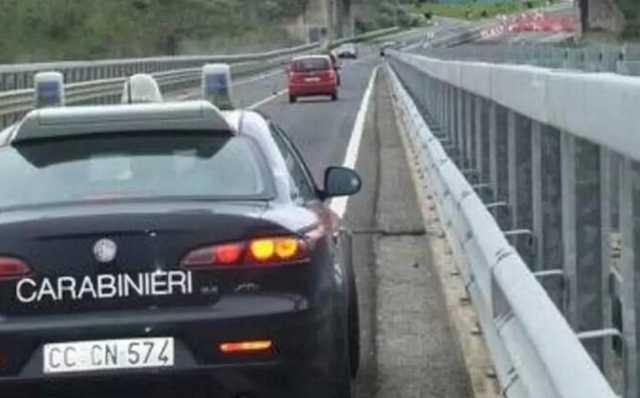 Carabinieri sulla 131