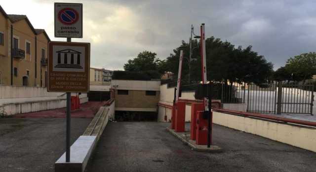 Cagliari, opposizione comunale attacca: "Quando l'apertura dei parcheggi?"