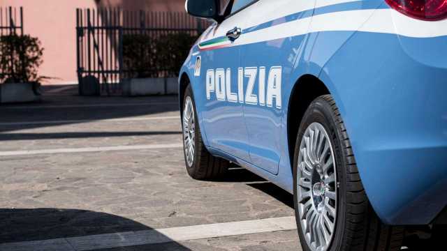 polizia auto