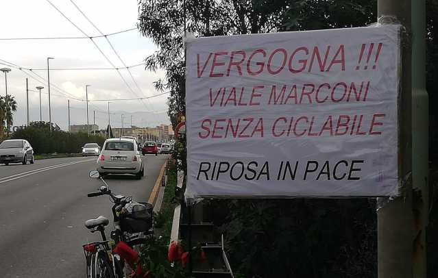 vergogna viale Marconi