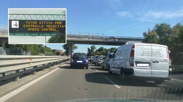 Sull'Asse mediano auto a 120 km/h, la polizia locale di