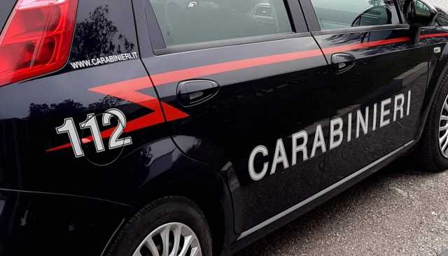 Auto Dei Carabinieri Scritta 112