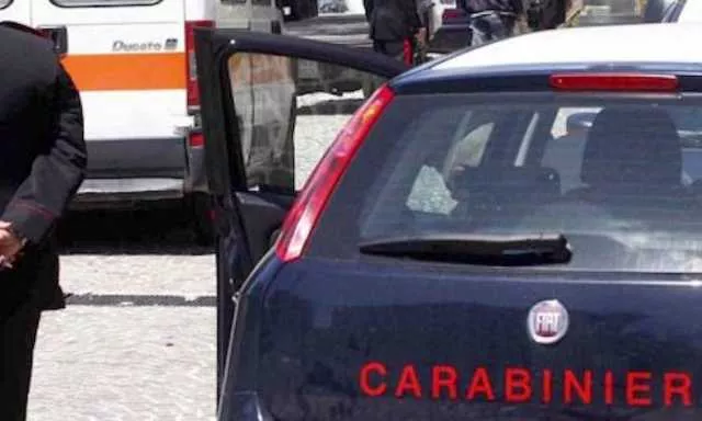 Bimba morta in auto, la disperazione del papà: 
