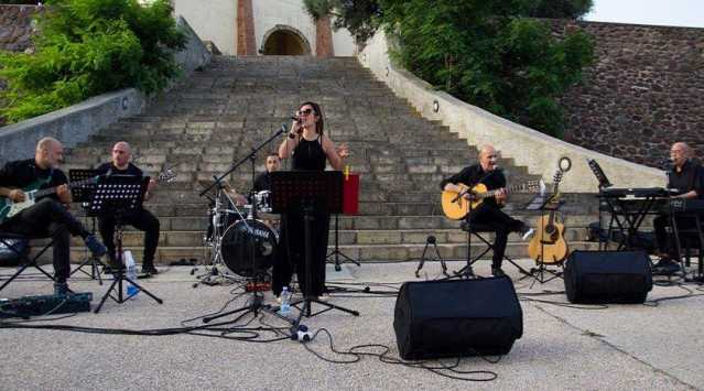 A Curcuris un viaggio nella musica d'autore: artisti sardi e siciliani insieme