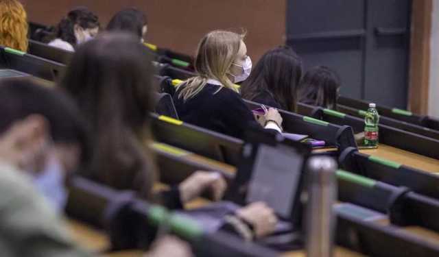 Studenti Universitari Aula