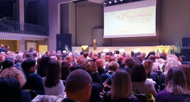 Cagliari, dalla scienza alla medicina passando per l'arte: Coldiretti premia 9 donne sarde